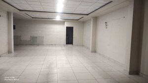 Building Lobby in  Showroom at Gomti Nagar – for Rent