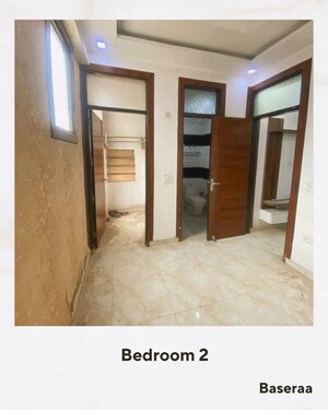 Room in 3 BHK Builder Floor at Soho Apartments, Shakti Khand – for Sale