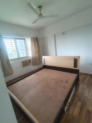 Room in 1 BHK Apartment at Dombivli West – for Rent