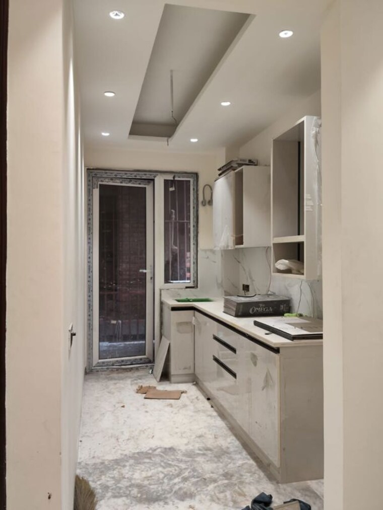 Kitchen, bptp-astaire-gardens 3 Bedroom 1200 Sq.Ft. Builder Floor In Sector 70a Gurgaon 10593071