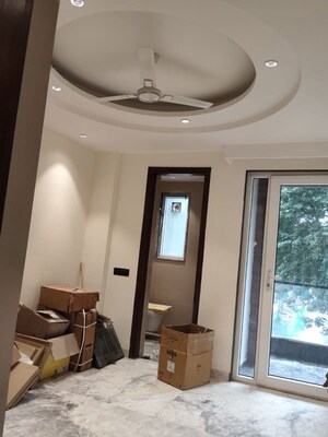 Furnished Amenities in 3 BHK Builder Floor at BPTP Astaire Gardens, Sector 70a – for Rent