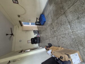 Room in 1.5 BHK Apartment at Mayur Vihar – for Rent