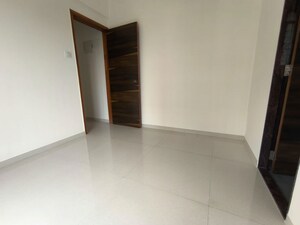 Room in 3 BHK Apartment at Sabari Shobha, Chembur – for Sale