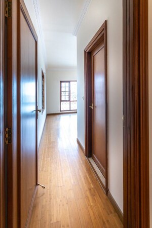 Building Lobby in 4 BHK Apartment at Halasuru – for Rent