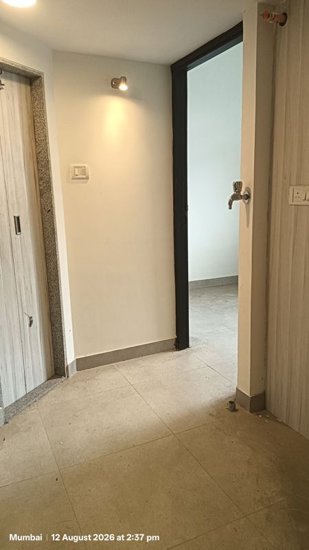 https://img.squareyards.com/secondaryPortal/optImages/IN_639221757811949976-1208261156215621.jpg