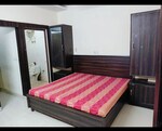 1 Rk  300 Sq.Ft. Builder Floor in DLF City Phase 3