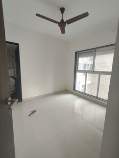 2 BHK + Store Room Apartment For Rent in Worli