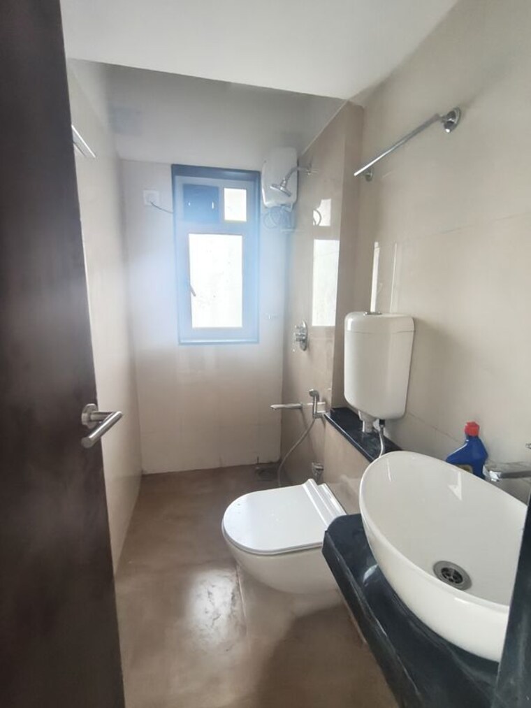 Bathroom, worli 2 Bedroom 650 Sq.Ft. Apartment In Worli Mumbai 10593142