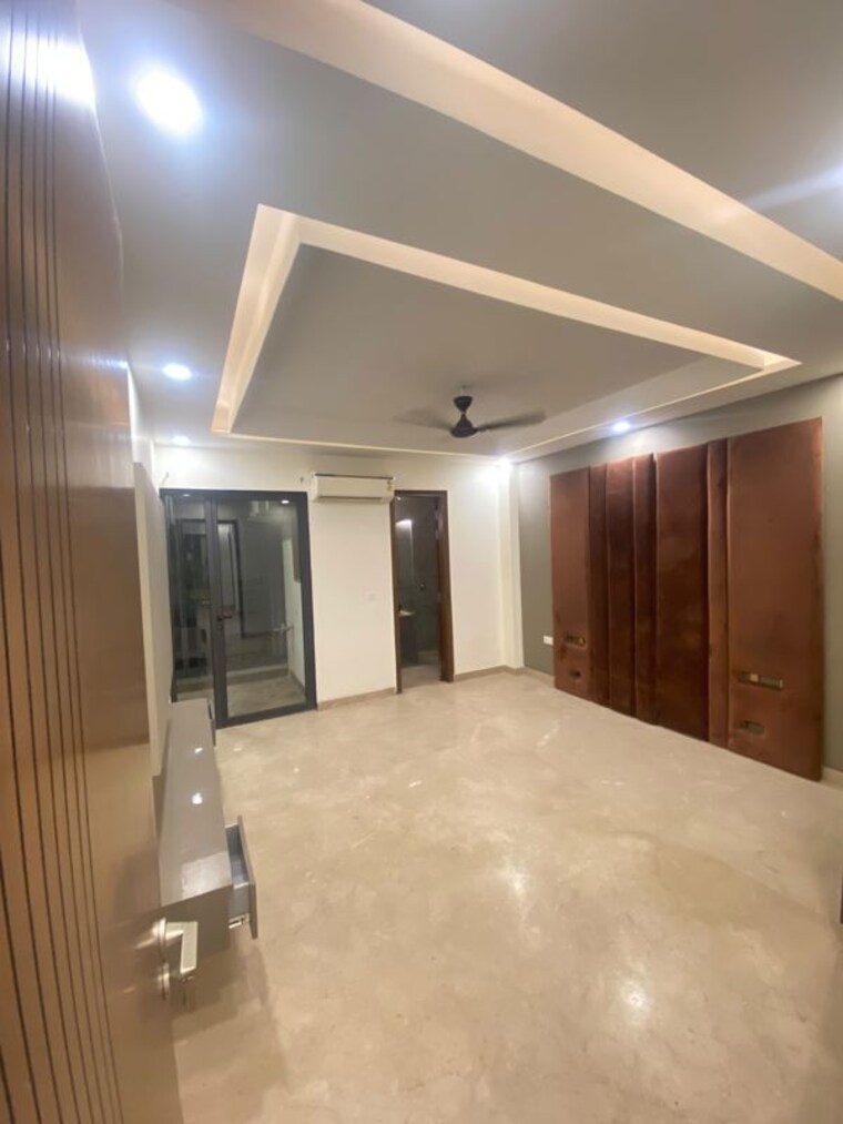 Room, dlf phase ii 3 Bedroom 1900 Sq.Ft. Builder Floor In Dlf Phase ii Gurgaon 10593151