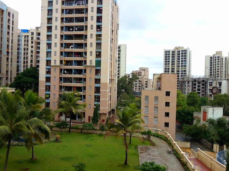 Exterior View, pride-presidency-luxuria 2 Bedroom 751 Sq.Ft. Apartment In Ghodbunder Road Thane 10593157