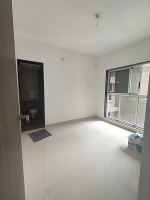 Room in 2 BHK Apartment at Worli – for Rent