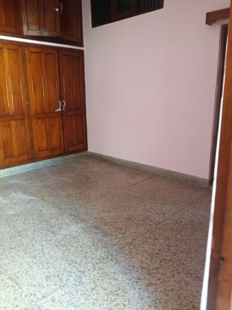 Room, sector 21 3 Bedroom 4500 Sq.Ft. Builder Floor In Sector 21 Chandigarh 10593165