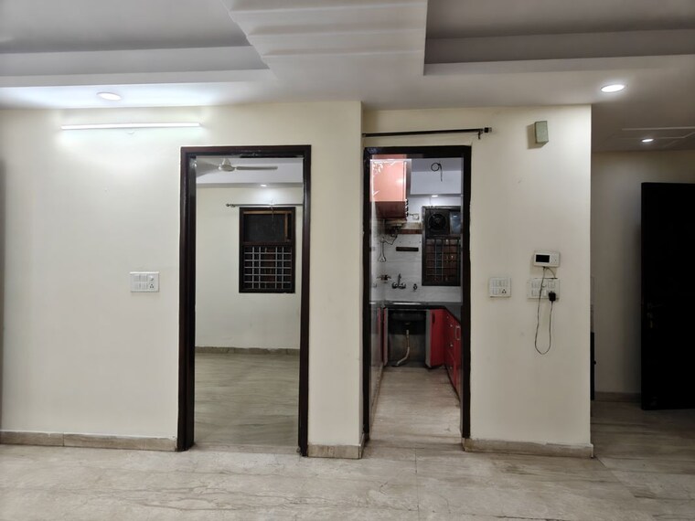 Dinning Area, model town phase 2 2 Bedroom 272 Sq.Yd. Builder Floor In Model Town Phase 2 Delhi 10593167