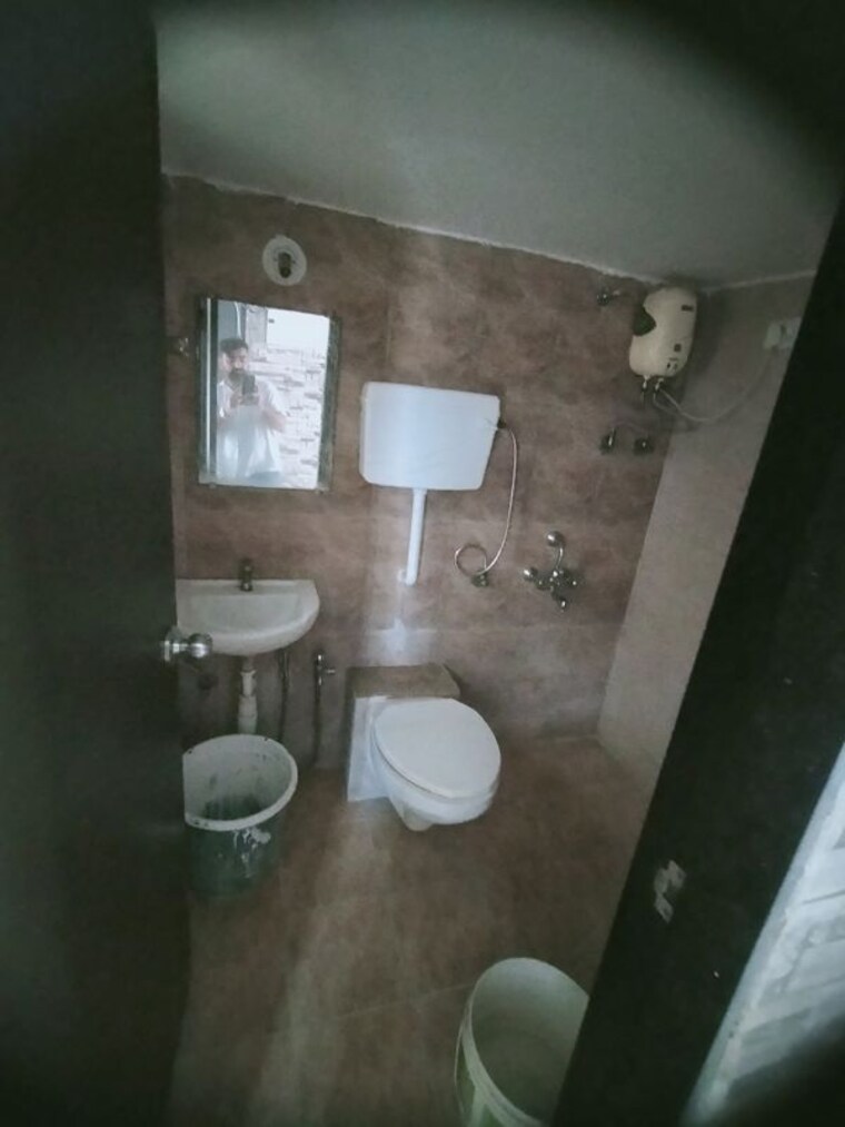 Bathroom, ekta-brooklyn-park 2 Bedroom 990 Sq.Ft. Apartment In Virar West Palghar 10593172