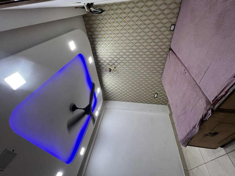 Room, dwarka mor 3 Bedroom 810 Sq.Ft. Builder Floor In Dwarka Mor Delhi 10593186