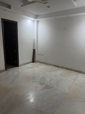 Room in 3 BHK Builder Floor at Malviya Nagar – for Rent