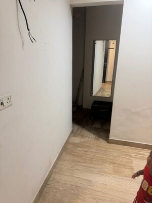 Room in 3 BHK Builder Floor at Malviya Nagar – for Rent