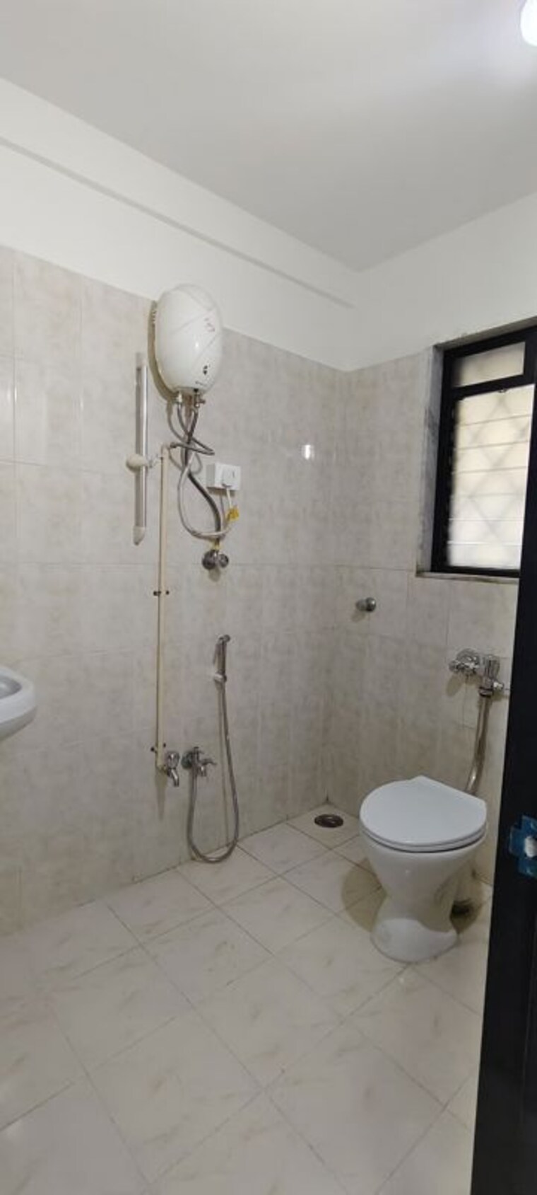 Bathroom, ashar-axis 2 Bedroom 1050 Sq.Ft. Apartment In Majiwada Thane 10593204