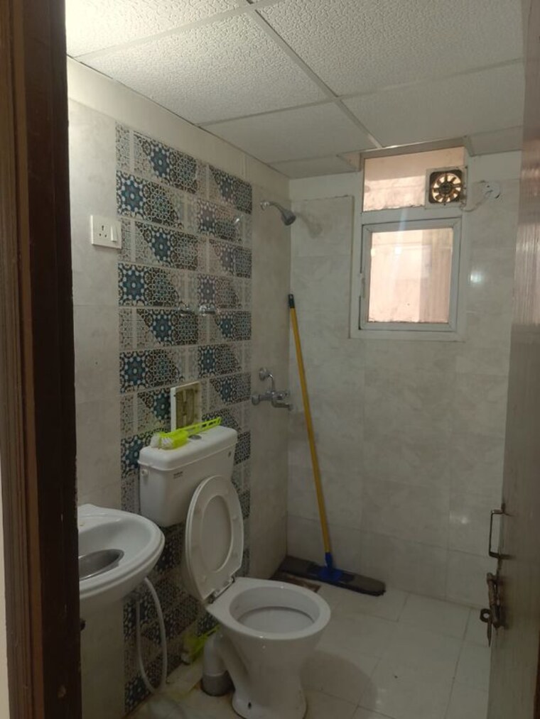 Bathroom, signature-global-proxima 2 Bedroom 598 Sq.Ft. Apartment In Sector 89 Gurgaon 10593208