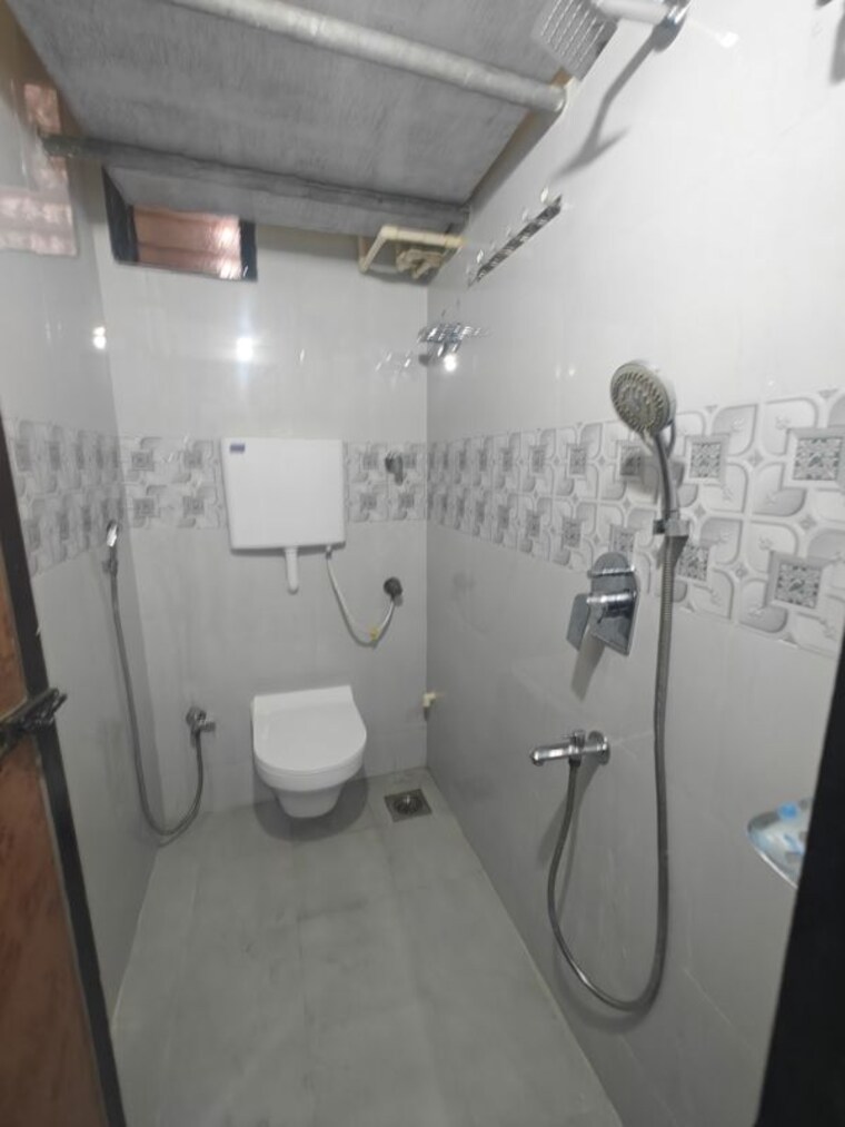 Bathroom, nerul sector 18a 2 Bedroom 1100 Sq.Ft. Apartment In Nerul Sector 18a Navi Mumbai 10593212