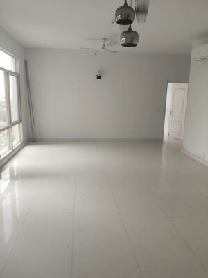 2 BHK Apartment For Sale in Jaypee Greens Star Court, Jaypee Greens