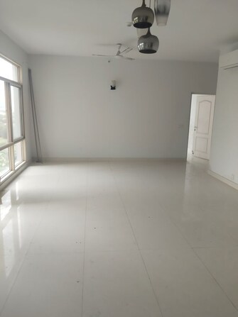 2 BHK 1720 Sq.Ft. Apartment in Jaypee Greens Star Court
