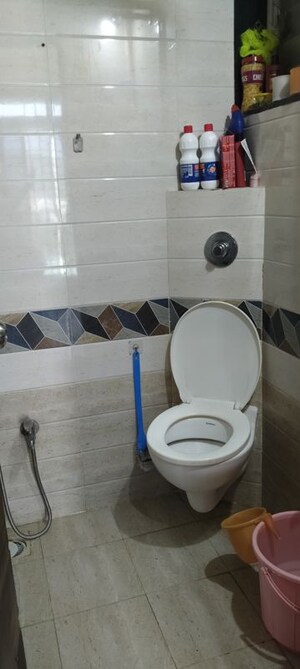Bathroom in 2 BHK Apartment at Gahlot Majesty and Avenue CHS, Seawoods – for Sale