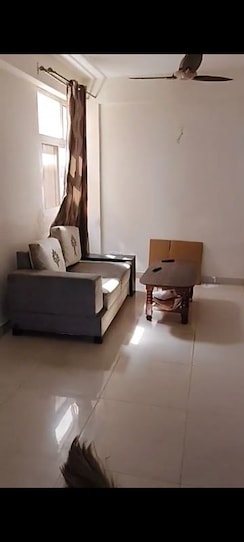2 BHK Apartment For Sale in Signature Global The Millennia