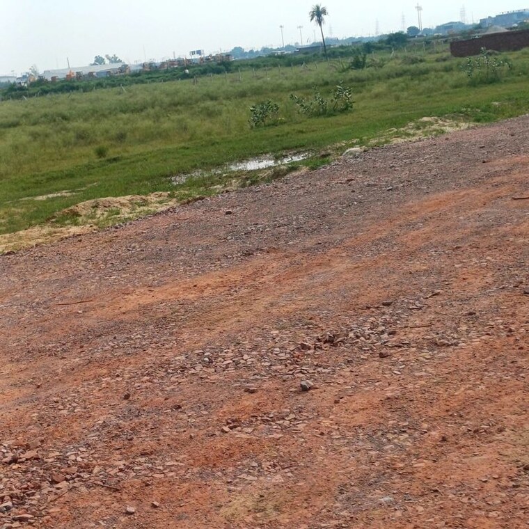 undefined, sikri Commercial Industrial Plot 382 Sq.Yd. In Sikri Faridabad 10593291