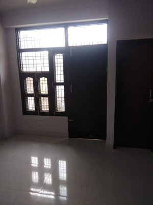 Room in 2 BHK Builder Floor at Sector 22 – for Rent