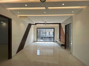 Building Lobby in 2 BHK Builder Floor at Sector 22 – for Rent