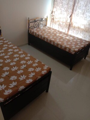  Pg For Rent in Wagle Industrial Estate