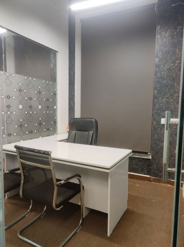 Team Area, sector 63 Commercial Office Space 2000 Sq.Ft. In Sector 63 Noida 10593346