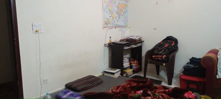 Living Room, sector 30 2.5 Bedroom 950 Sq.Ft. Villa In Sector 30 Noida 10593379