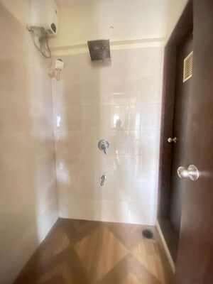 Furnished Amenities in 1 BHK Apartment at Hiranandani Estate Hamilton, Patlipada – for Rent