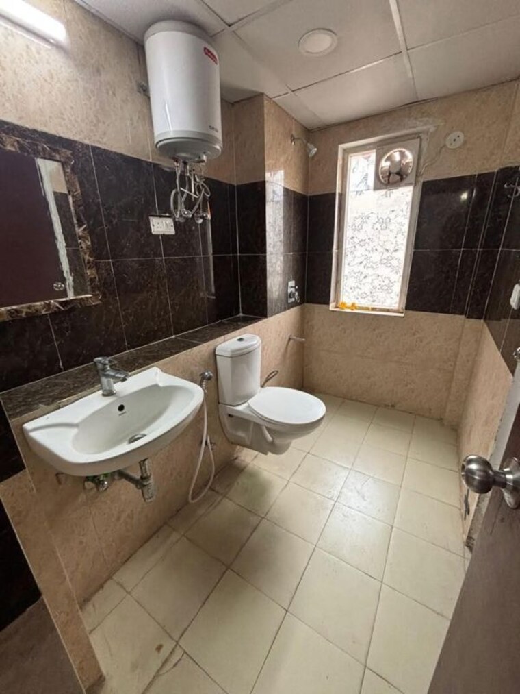 Team Area, trident-embassy 3 Bedroom 1309 Sq.Ft. Apartment In Sector 1 Greater Noida Greater Noida 10593427