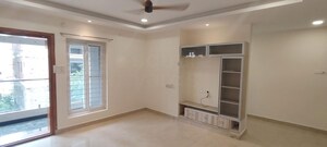 Room in 3 BHK Apartment at Vyom Galaxy, Kukatpally – for Rent
