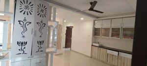 Room in 3 BHK Apartment at Vyom Galaxy, Kukatpally – for Rent