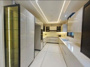 Building Lobby in 3 BHK Builder Floor at Sector 21 – for Rent