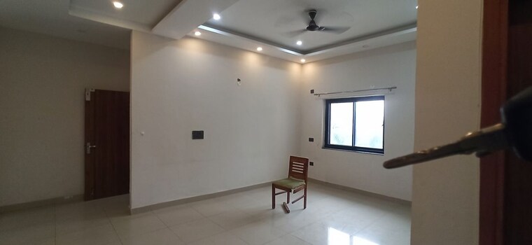 Room, rwa-apartments-sector-116 3 Bedroom 1800 Sq.Ft. Independent House In Sector 116 Noida 10593434