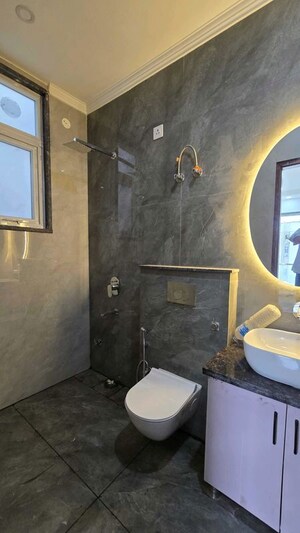 Bathroom in 3 BHK Builder Floor at Sector 21 – for Rent