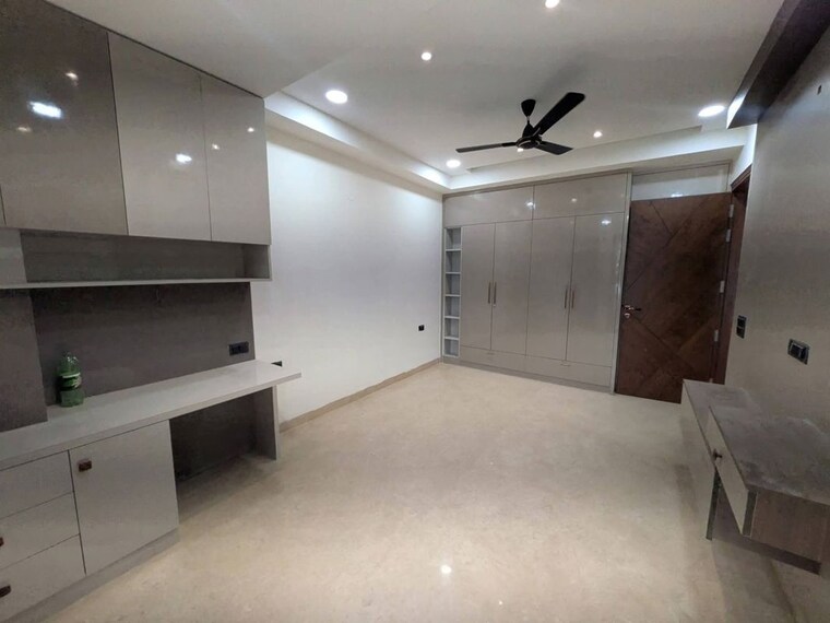 Room, m3m-sky-city 3 Bedroom 2058 Sq.Ft. Apartment In Sector 65 Gurgaon 10593459