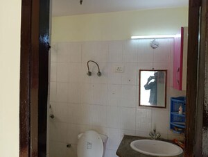 Bathroom in 3 BHK Apartment at BPTP Parkland Pride, Sector 77 – for Rent