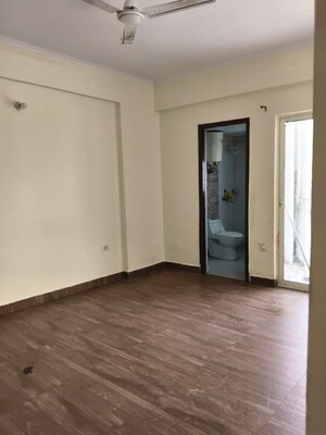 Room in 3 BHK Apartment at Gardenia Gateway, Sector 75 – for Rent
