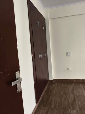 Room in 3 BHK Apartment at Gardenia Gateway, Sector 75 – for Rent