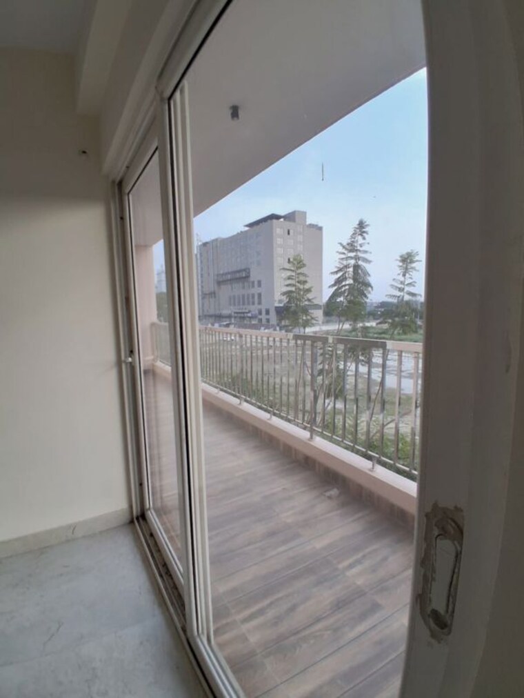 Balcony, uninav-utopia 4 Bedroom 2650 Sq.Ft. Apartment In Morti Ghaziabad 10593492