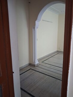 2 BHK Builder Floor For Rent in Sector 23