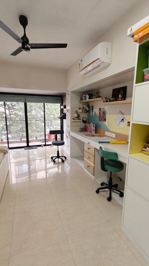 Living Room in 3 BHK Apartment at Chembur – for Rent