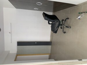 Room in 3 BHK Apartment at Simran Society, Naupada – for Rent
