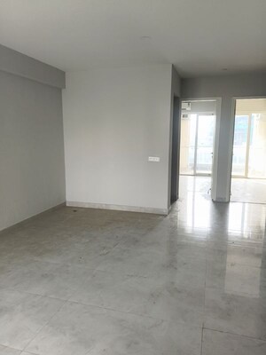 Room in 3 BHK Apartment at Signature Global City, Sector 37d – for Rent
